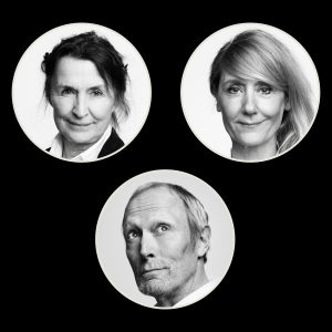 Karen-Lise Mynster,, Anette Støvelbæk, Lars Mikkelsen. Foto: Robin Skjoldborg. Grafik: Mike Tylak. Teatret ved Sorte Hest, 2026.